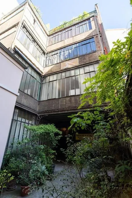 Sublime Loft Avec Verrieres Sur Le Canal St Martin Parijs Frankrijk